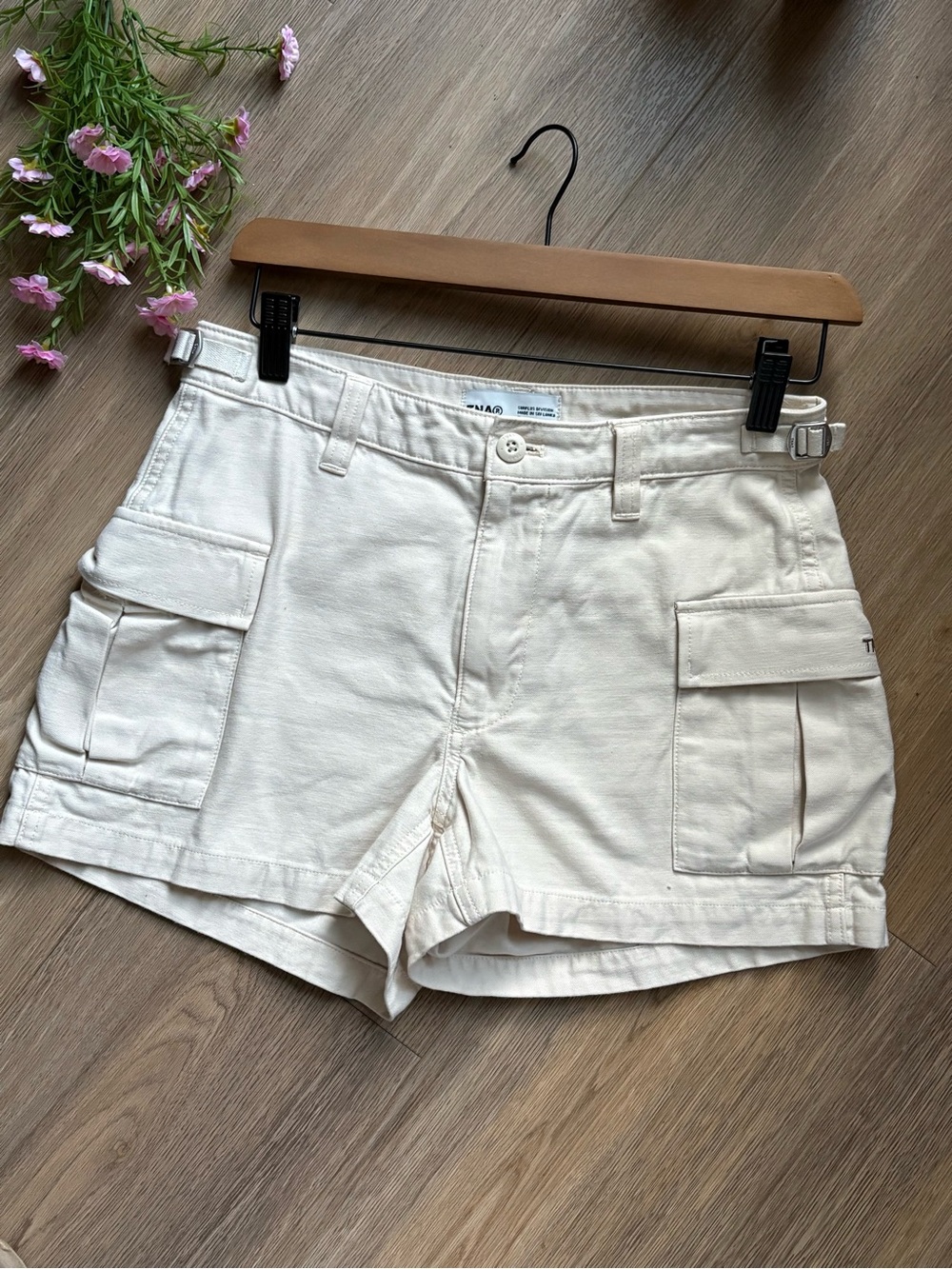 TNA Supply Cargo Shorts in GD Birch